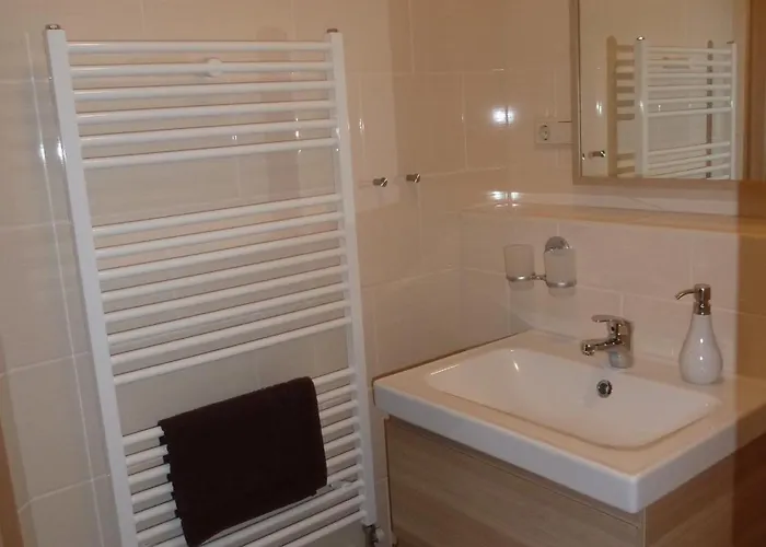 Zum Slawen Pensión 3*